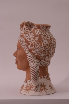 Декоративная ваза «Полинка»,  33х22х19 см, керамика, роспись, 2022.